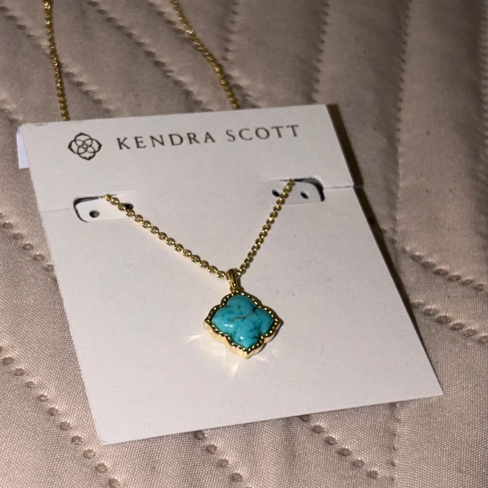Kendra Scott Mallory Pendant Gold Necklace with Turquoise Pendant - Picture 3 of 5